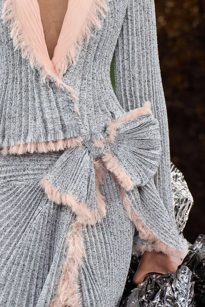 Look 39